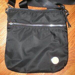 ShortyLove Amuse Crossbody